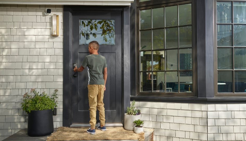 Vivint Smart Lock on home in Tuscaloosa